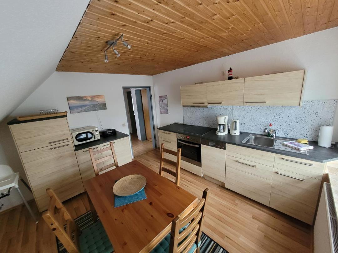 Neu! Merle Mit Balkon * Carolinensiel